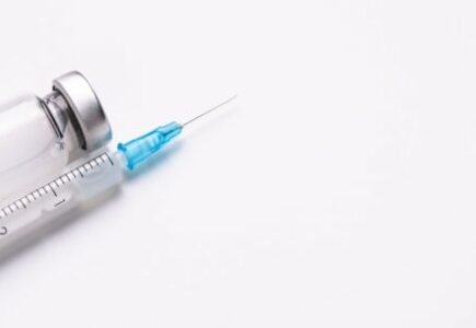 एडल्ट हार्ट पेशेंट के लिए कौन-सी वैक्सीन होती हैं जरूरी, जानिए यहां!