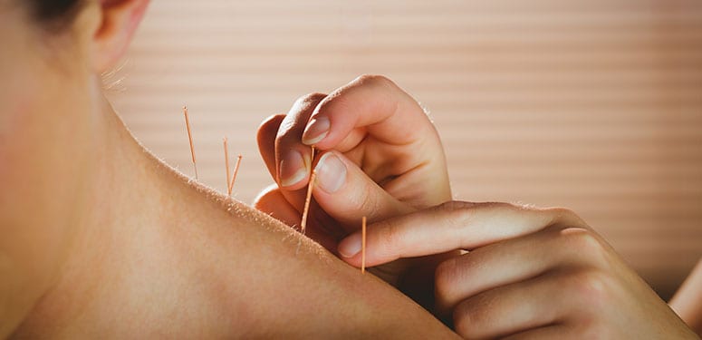 पीडियाट्रिक कॉन्स्टिपेशन के लिए एक्यूपंक्चर: जानिए इस कंडिशन में कितनी प्रभावी है यह तकनीक