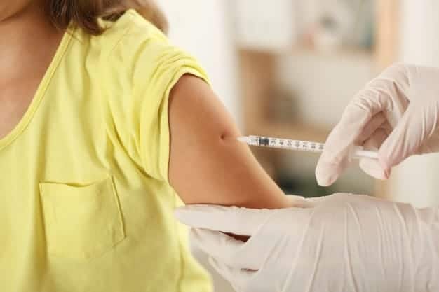 Avaxim vaccine: किस बीमारी से सुरक्षा प्रदान करती है ये वैक्सीन, जानिए इससे जुड़ी सावधानियां!