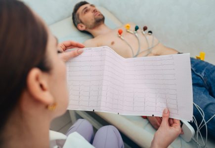 जब हो हार्ट की दिक्कत, तो पड़ सकती है एरिथमिया टेस्ट की जरूरत!