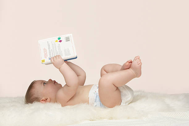 Board Books for Babies: क्यों जरूरी है शिशुओं के लिए बोर्ड बुक्स? जानिए शिशुओं के लिए बेस्ट बोर्ड बुक्स के बारे में यहां! 