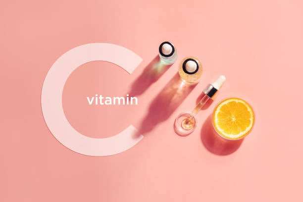 Best Vitamin C serum: जानिए बेस्ट विटामिन सी सीरम के फायदे और किन बातों को रखकर चुने सीरम!