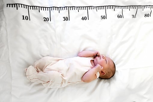 Infant Growth Charts:  जानिए WHO के अनुसार 0 से 14 महीने के इन्फेंट ग्रोथ चार्ट!